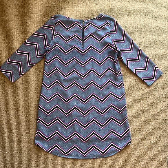 Chevron print 3/4 length sleeve dress S - Picture 3 of 3